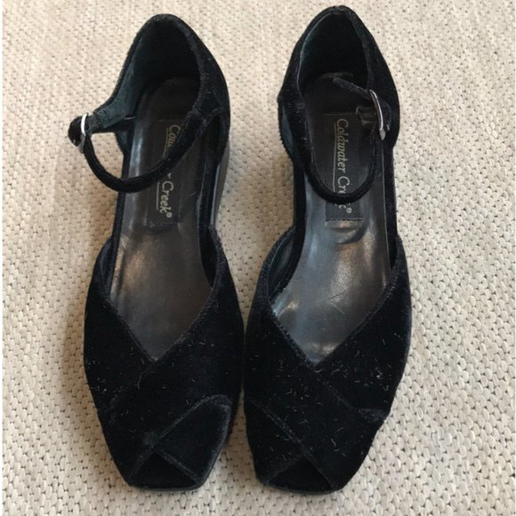 “Coldwater Creek” velvet peep toe wedges, almost new, 7.5 - Picture 2 of 11